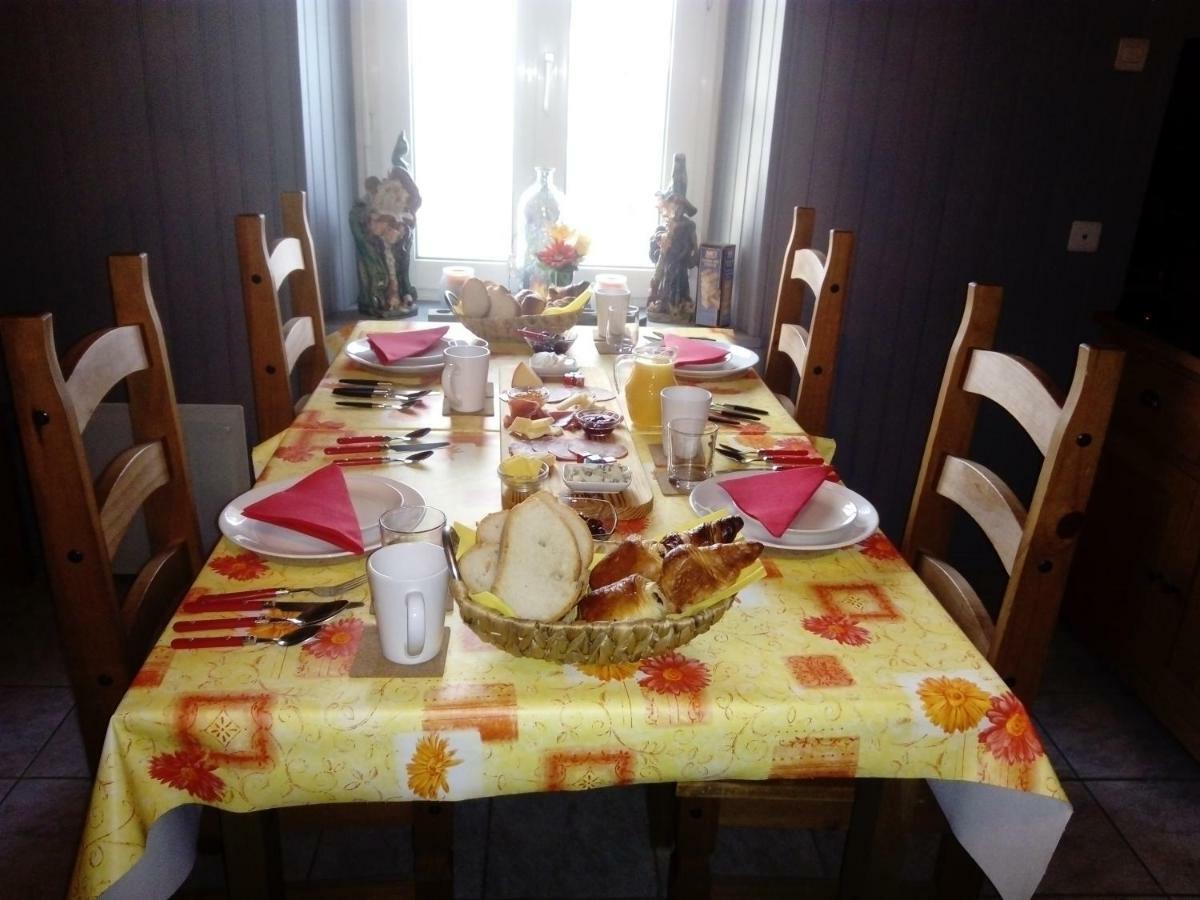 Gouarec Bed & Breakfast Lanrivain Luaran gambar